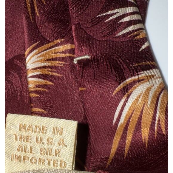 TOMMY BAHAMA Men's Baseball Burgundy Palm Trees Tropical Silk Neck Classic Tie - Picture 6 of 8